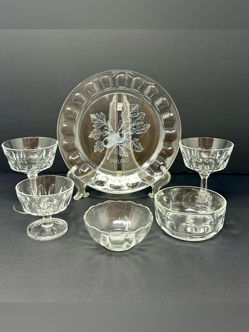 Vintage Arcoroc France Thumbprint Plate Champagne/Sherbert & Dessert Bowls A2